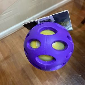 Brand New Jw Crackle Ball  Large Ball .